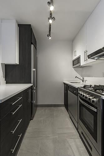 1st image of 360 W 34th St APT 6P