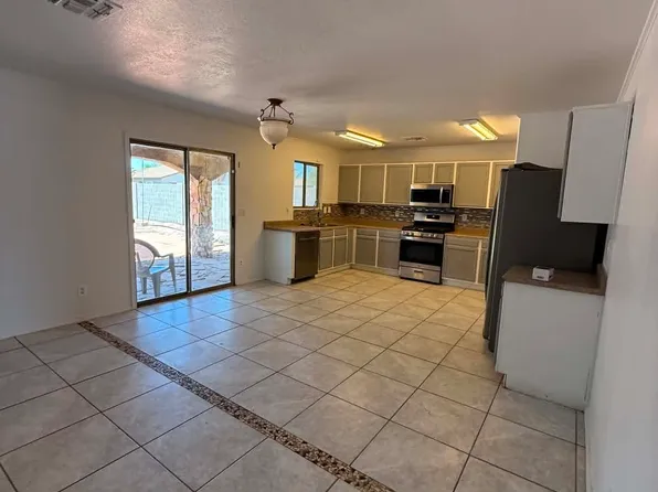 1261 E Dust Devil Dr, San Tan Valley, AZ 85143
