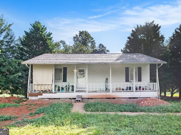 500 Camp Creek Cir, Cornelia, GA 30531