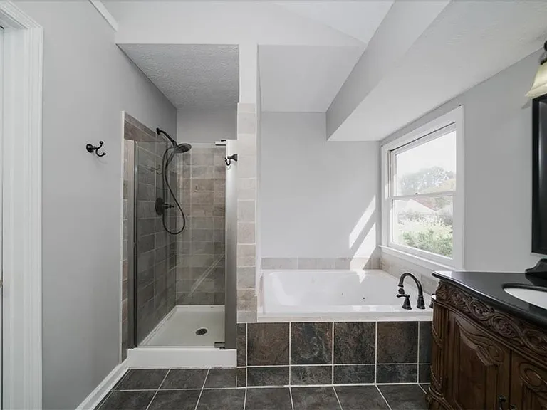 4085 Pineset Dr — Photo 22