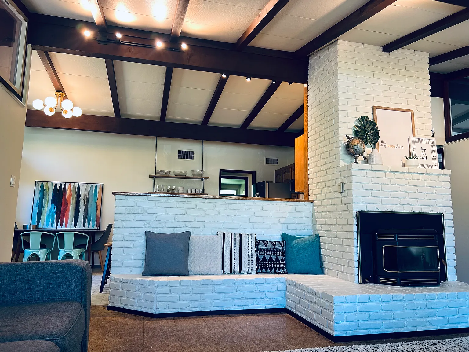 3 bed, 1444 sqft, $2,400 — Photo 1