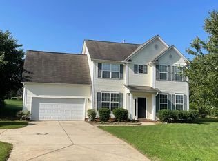 5037 Bethel Church Rd, Hickory, NC 28602