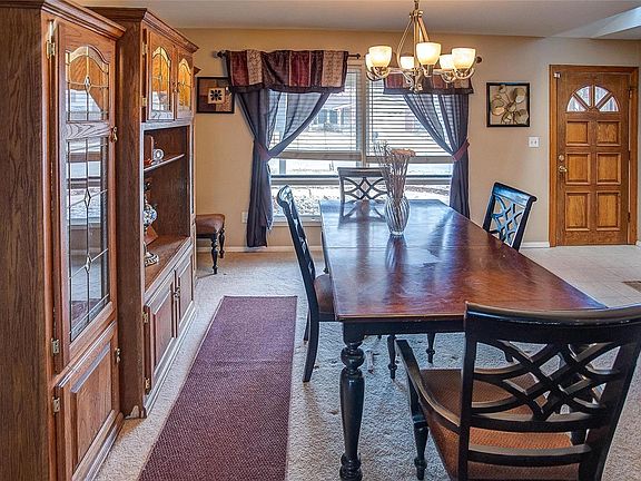 5th image of 5106 Little Creek Ln