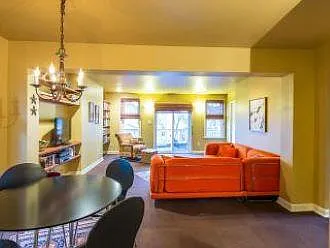 Dining/living room