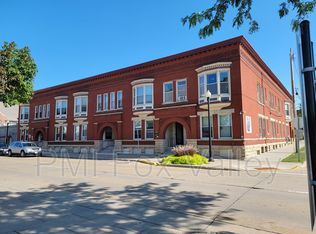 309 Brown St APT D, Oshkosh, WI 54901