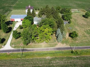 10837 Yankee Town Rd, Farmer City, IL 61842