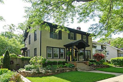 1st image of 1022 N Harvey Ave