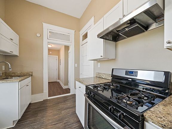 5th image of 1523 W Houston St