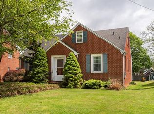 204 Dupont Cir, Waynesboro, VA 22980