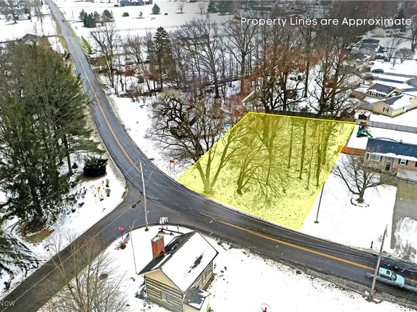 3798 S Raccoon Rd, Canfield, OH 44406