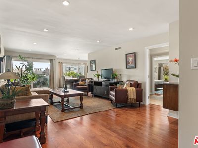 811 S Bedford St APT 304, Los Angeles, CA, 90035