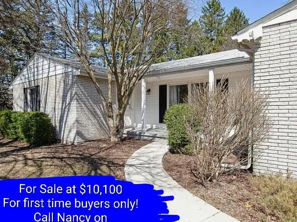 2704 Wayside Dr, Ann Arbor, MI 48103