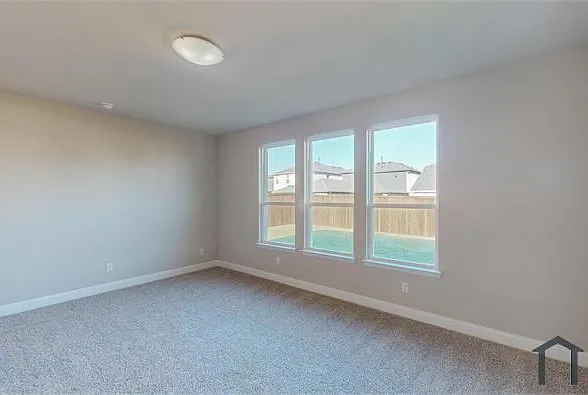 716 Portina Dr — Photo 24