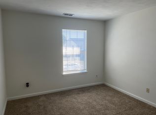 3526 Clover Meadows Dr, Chesapeake, VA 23321