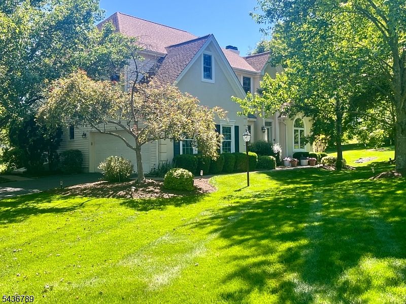 1st image of 14 Old Warson Ct