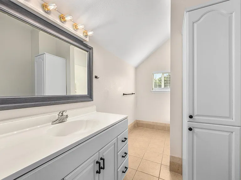 15002 Mettle Dr — Photo 21