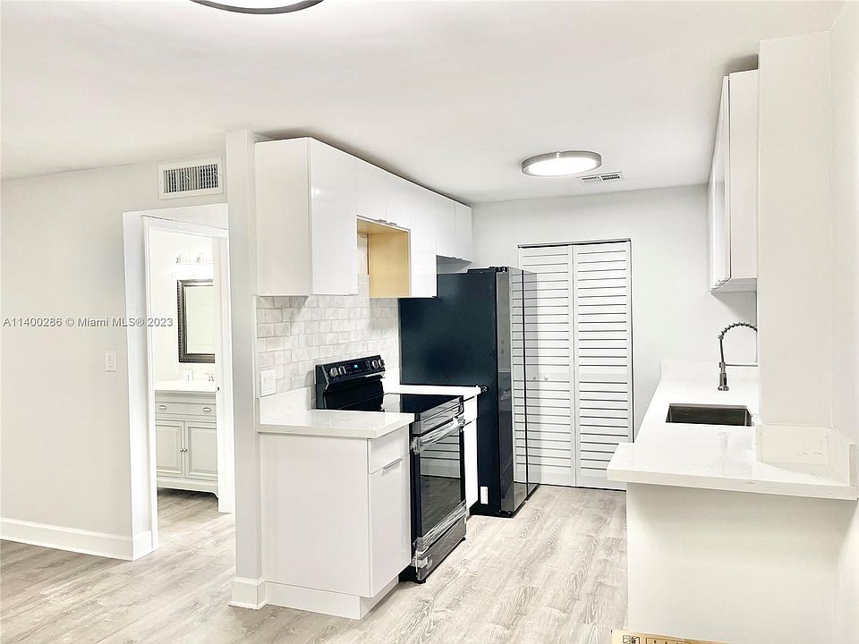 1st image of 500 NE 2nd St APT 412