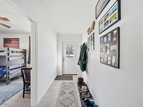 3rd image of 10902 Devils Lake Hwy