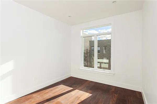 Rented by Investmates Real Estate | media 12