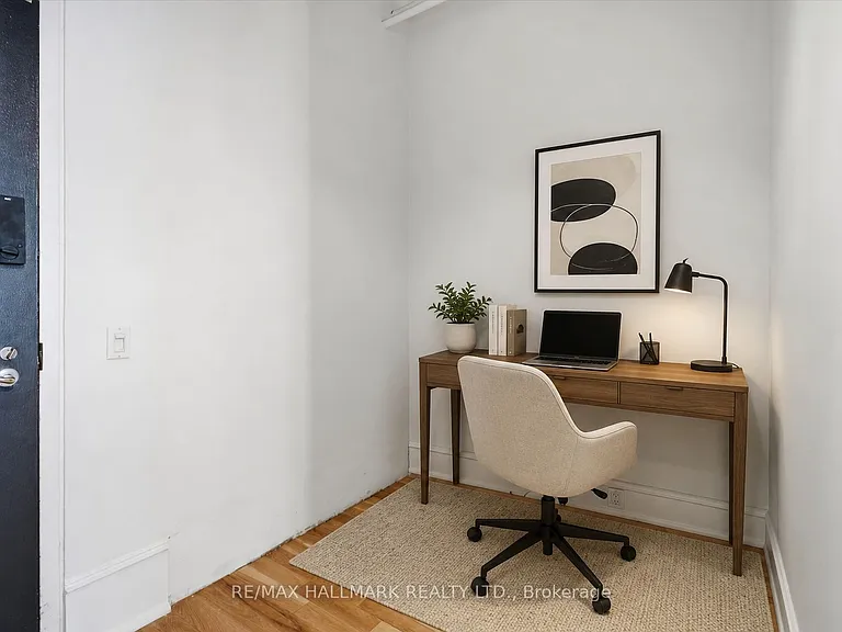 477 Richmond St W #306 — Photo 25