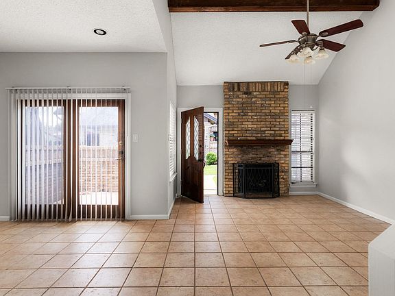 3rd image of 10819 Crown Colony Dr APT 11