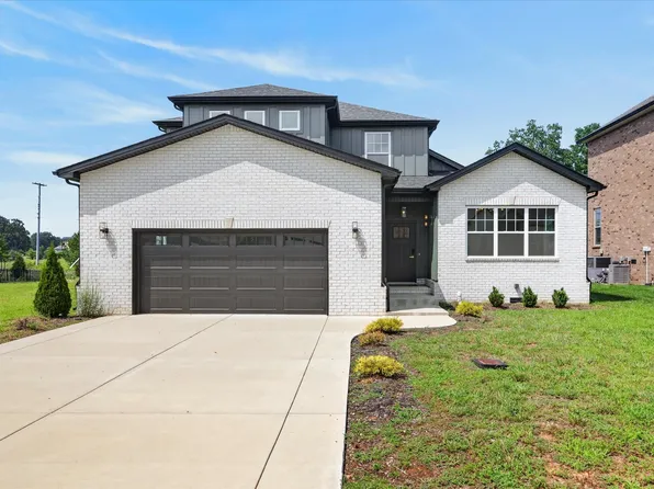 281 Bluebell Dr, Clarksville, TN 37043