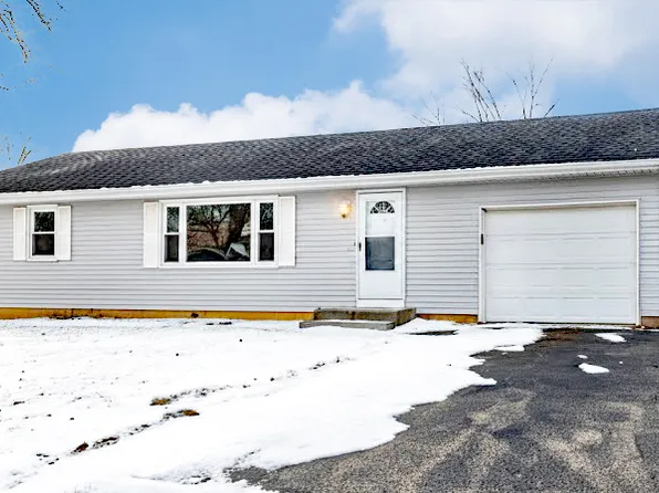 1509 W Pine St, Holiday Hills, IL 60051