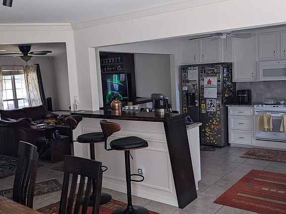 4th image of 3214 Santa Cruz Dr