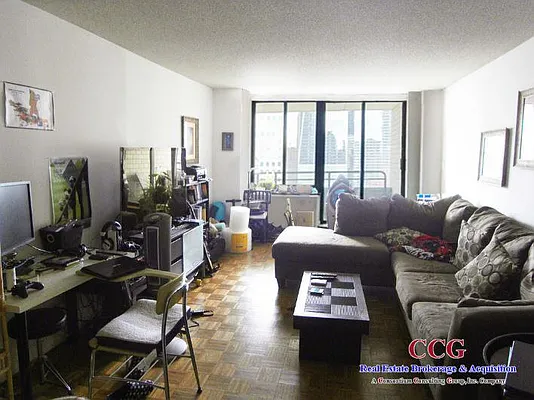 Rented by CCG Real Estate Brokerage | media 3