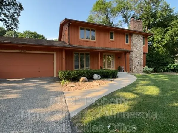 7420 Hyde Park Cir, Edina, MN 55439