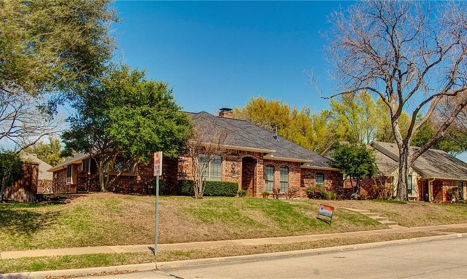 1st image of 648 Villawood Ln