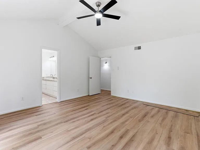 11631 Inga Ln — Photo 16