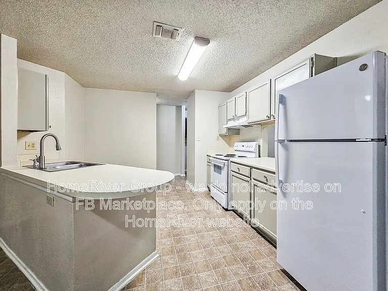 3224 Coral Grove Dr — Photo 5