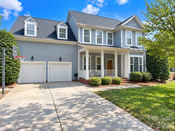 17242 Pennington Dr, Huntersville, NC 28078