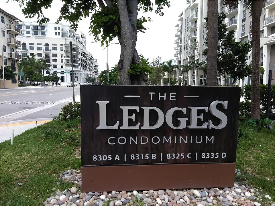 8315 SW 72nd Ave #303B
