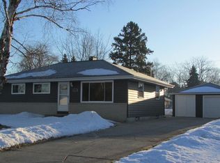 8880 S 11th Ave, Oak Creek, WI 53154