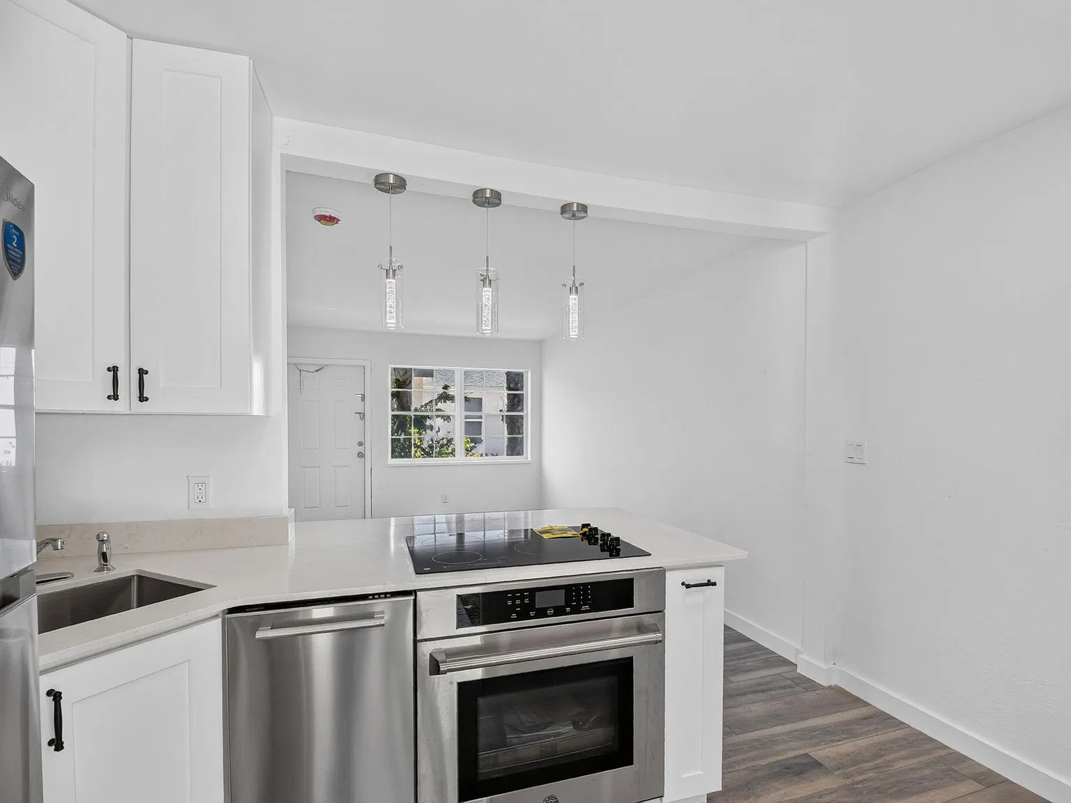 1 bed, 1.0 bath, 600 sqft, $2,500 — Photo 4
