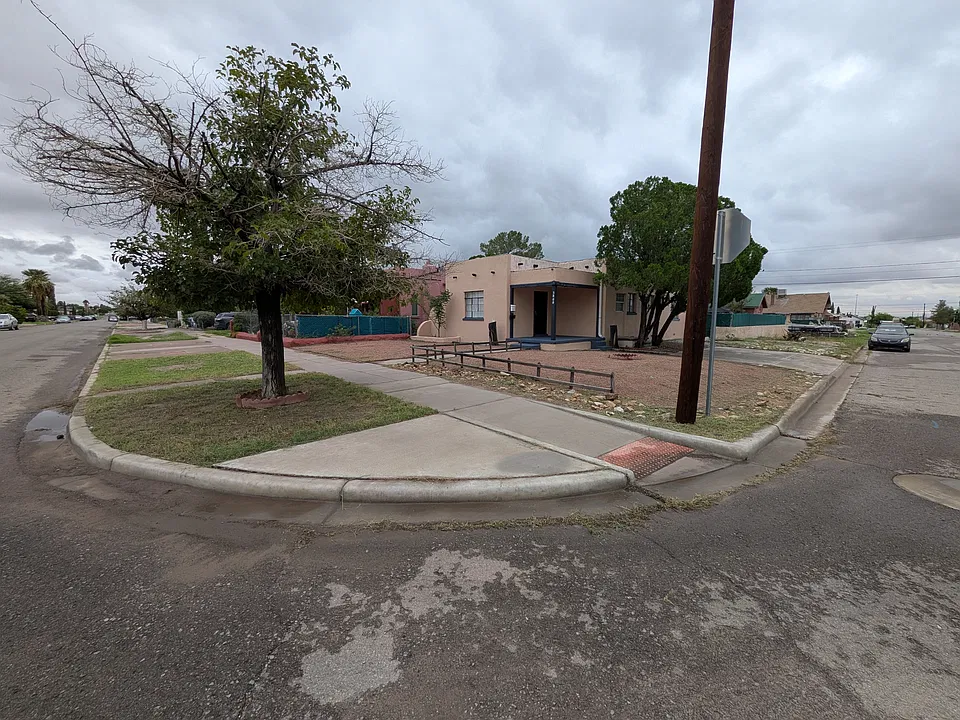 Clifton Ave