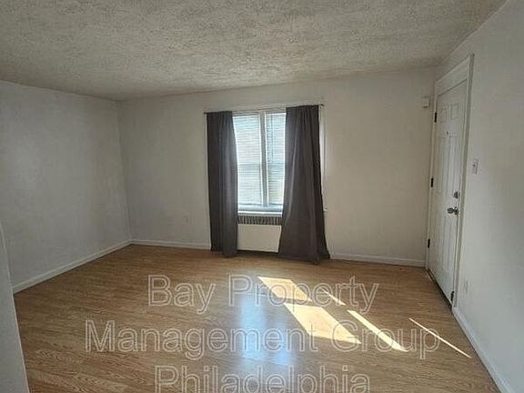 4th image of 5849 Saul St Floor 1