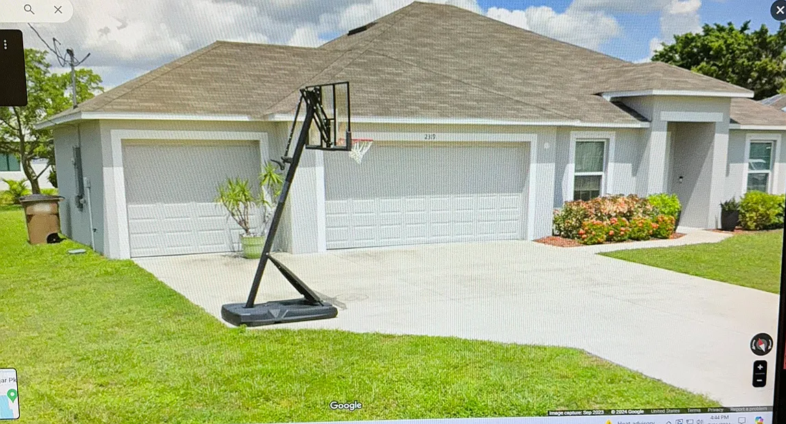 3 bed, 1642 sqft, $2,395 — Photo 1