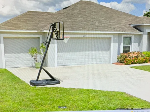 2319 SW 16th Ter, Cape Coral, FL 33991