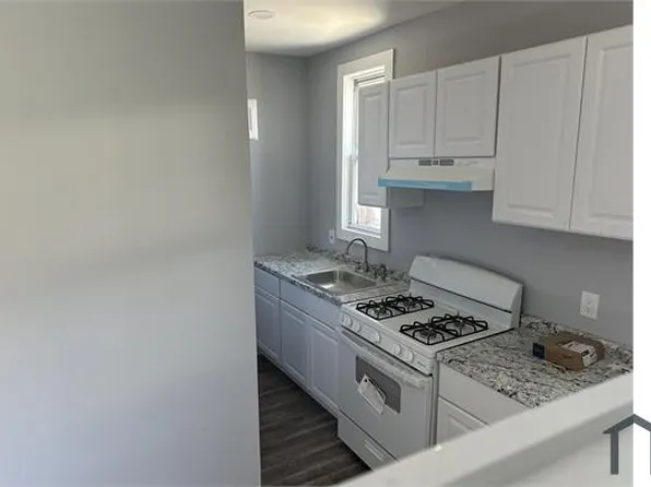 35 S Florida Avenue 1st Floor # Fl 1ST, Atlantic City, NJ 08401