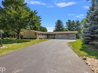 6577 High Rim Ct, Washington, MI, 48094