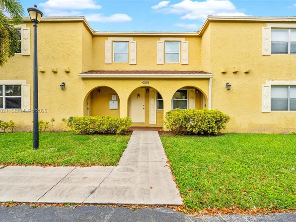10729 La Placida Dr #3-4, Coral Springs, FL 33065