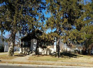 457 Pinecrest Rd, Springfield, PA 19064