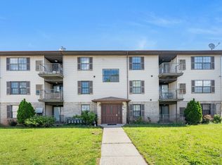 539 Bayway Cir #2C, Elizabeth, NJ 07202