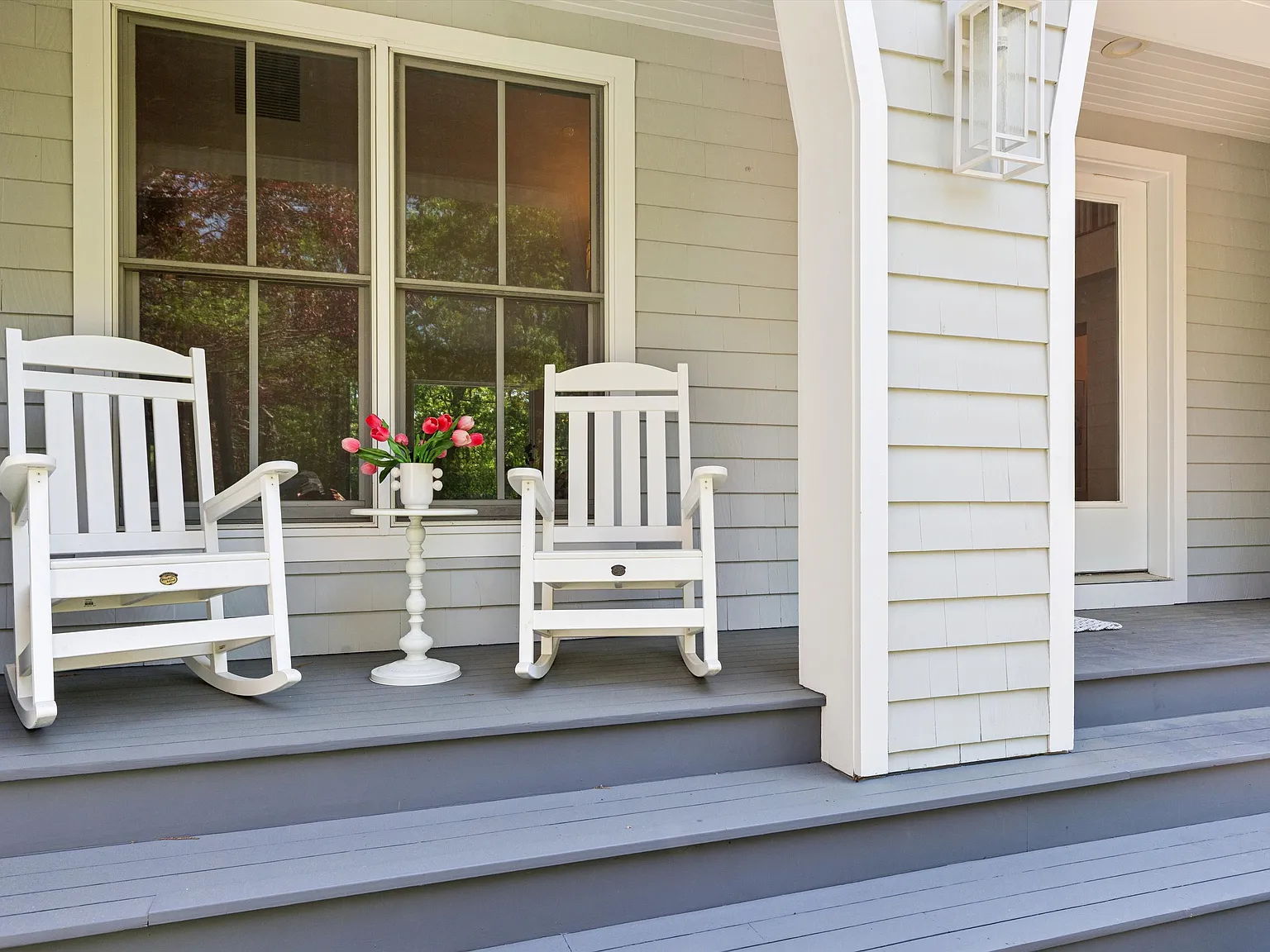 Sunkissed Gated Summer Retreat in the Hamptons — Photo 4