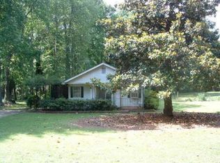 40 Anderson Dr, Hampton, GA 30228