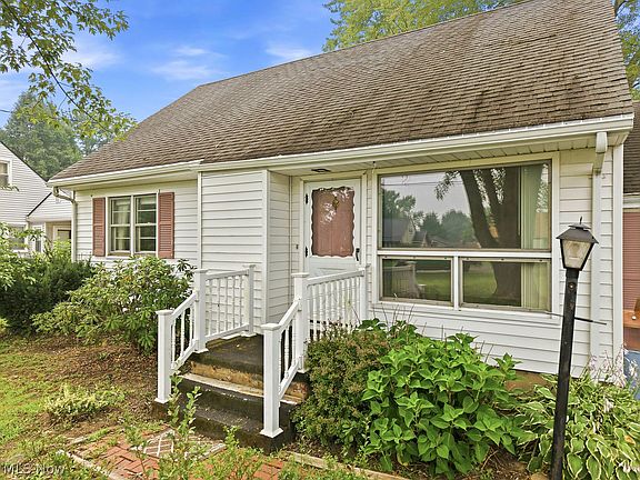 4th image of 219 Eldon Dr
