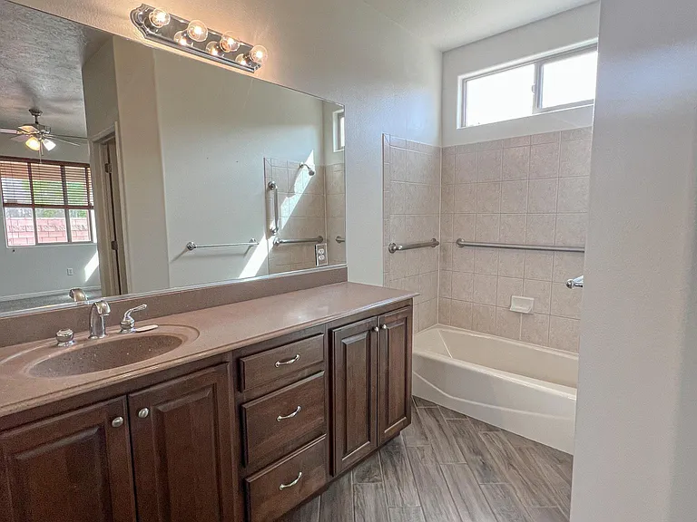 1775 N Overland Trails Dr — Photo 27